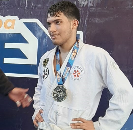 Codoense Davi Mendes conquista medalha de bronze no Campeonato