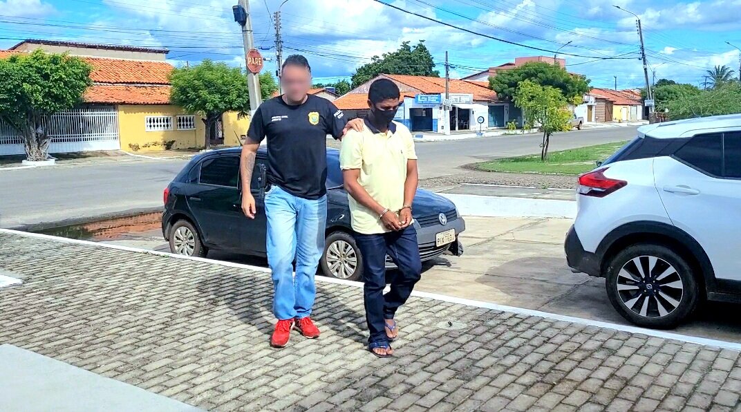 Homem é Preso Acusado De Estuprar E Engravidar Enteada De 12 Anos No Piauí Marco Silva Notícias 