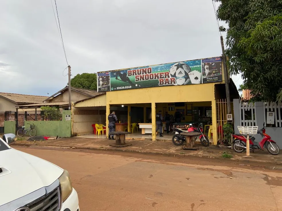 VÍDEO - Homens perdem jogo de sinuca em bar, voltam armados e provocam  enorme tragédia