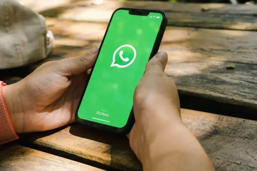 Como recuperar as mensagens do WhatsApp normal para o WhatsApp GB?