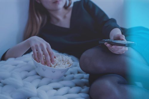 Como economizar na fatura da TV por assinatura sem perder os canais favoritos: Dicas práticas e eficazes