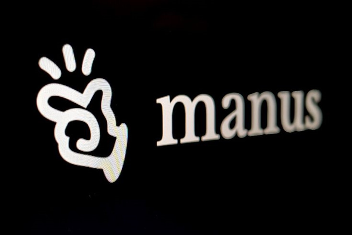 Identidade visual da Manus em fundo preto.