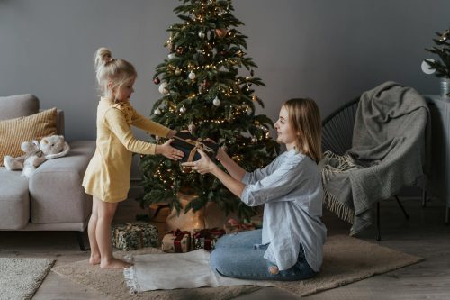 Lista de presentes para meninas: ideias práticas e atuais para todas as idades