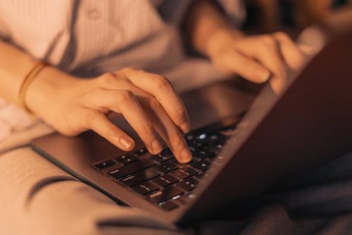 A emoção do cassino na sua tela: um guia para as mesas de cassino online