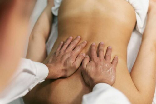 MASSAGEM NURU DESTACA-SE NO ROL DAS TÉCNICAS SENSUAIS